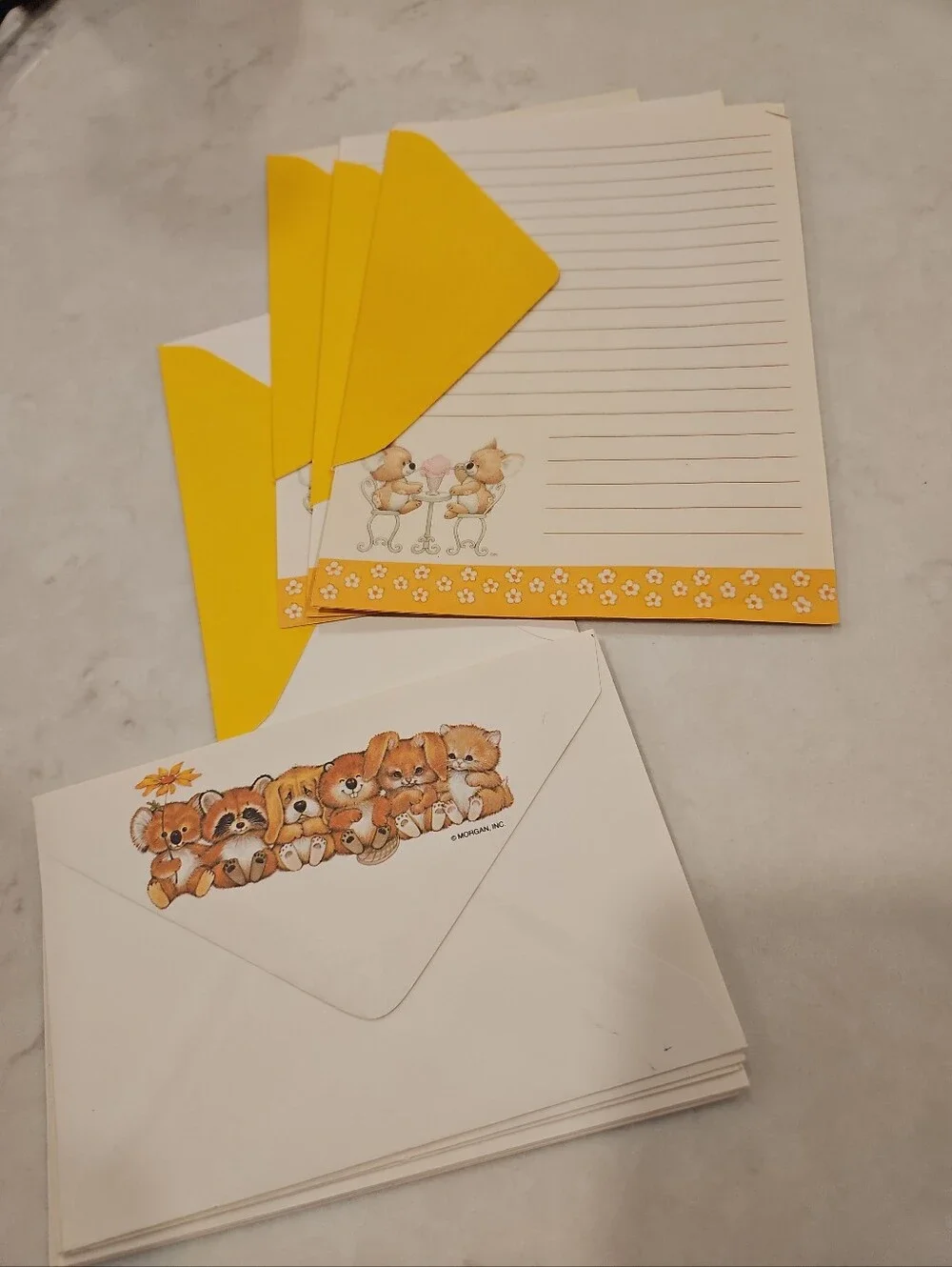 Critter Sitters 80s Morgan Stationary Set 4 Sheets 7 Critter Envelopes 3 Yellow